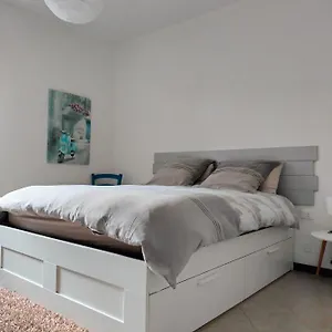 Appartamento Manzoni Aparts Dotato Di 1 O 2 Da Letto, San Pellegrino Terme