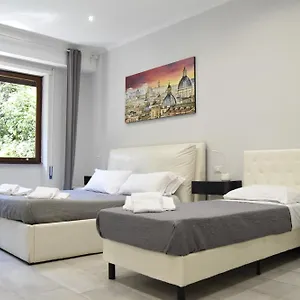 saint-peter-elegance-suite.it-romehotels.com/